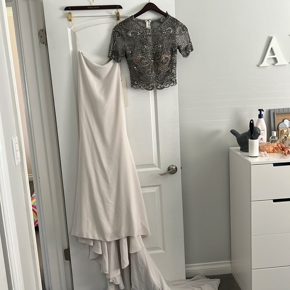 Tarek ediz 2 piece evening gown